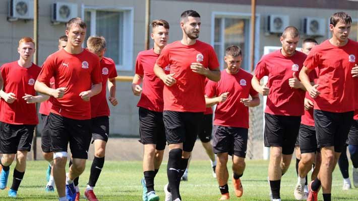 Дебютант ФНЛ проводит предсезонный сбор в «Гиганте»
